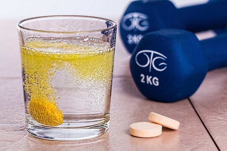 Quais suplementos alimentares são essenciais para quem treina